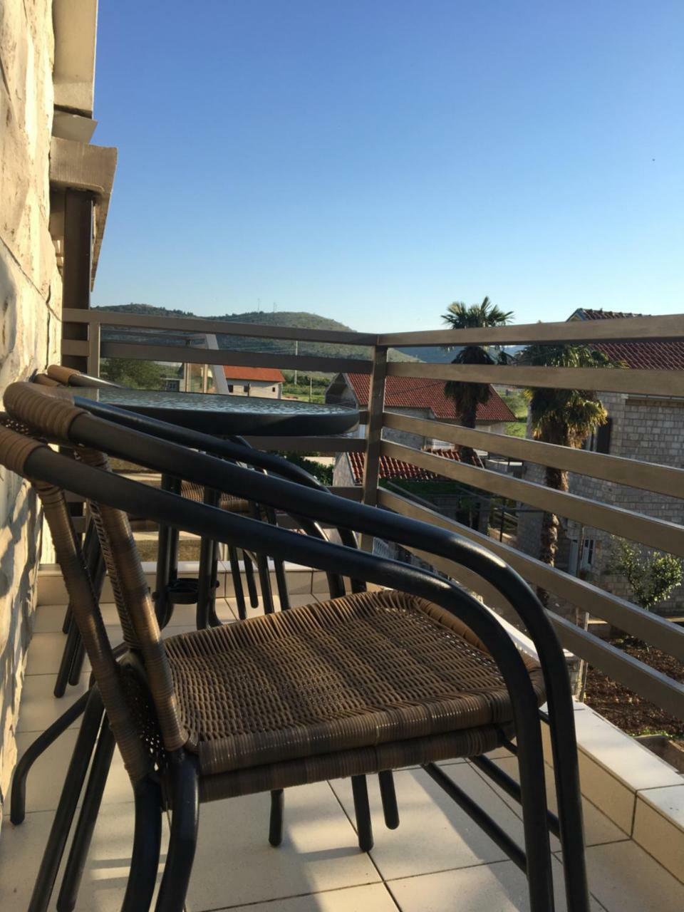 Apartment Iva Trebinje Exteriör bild